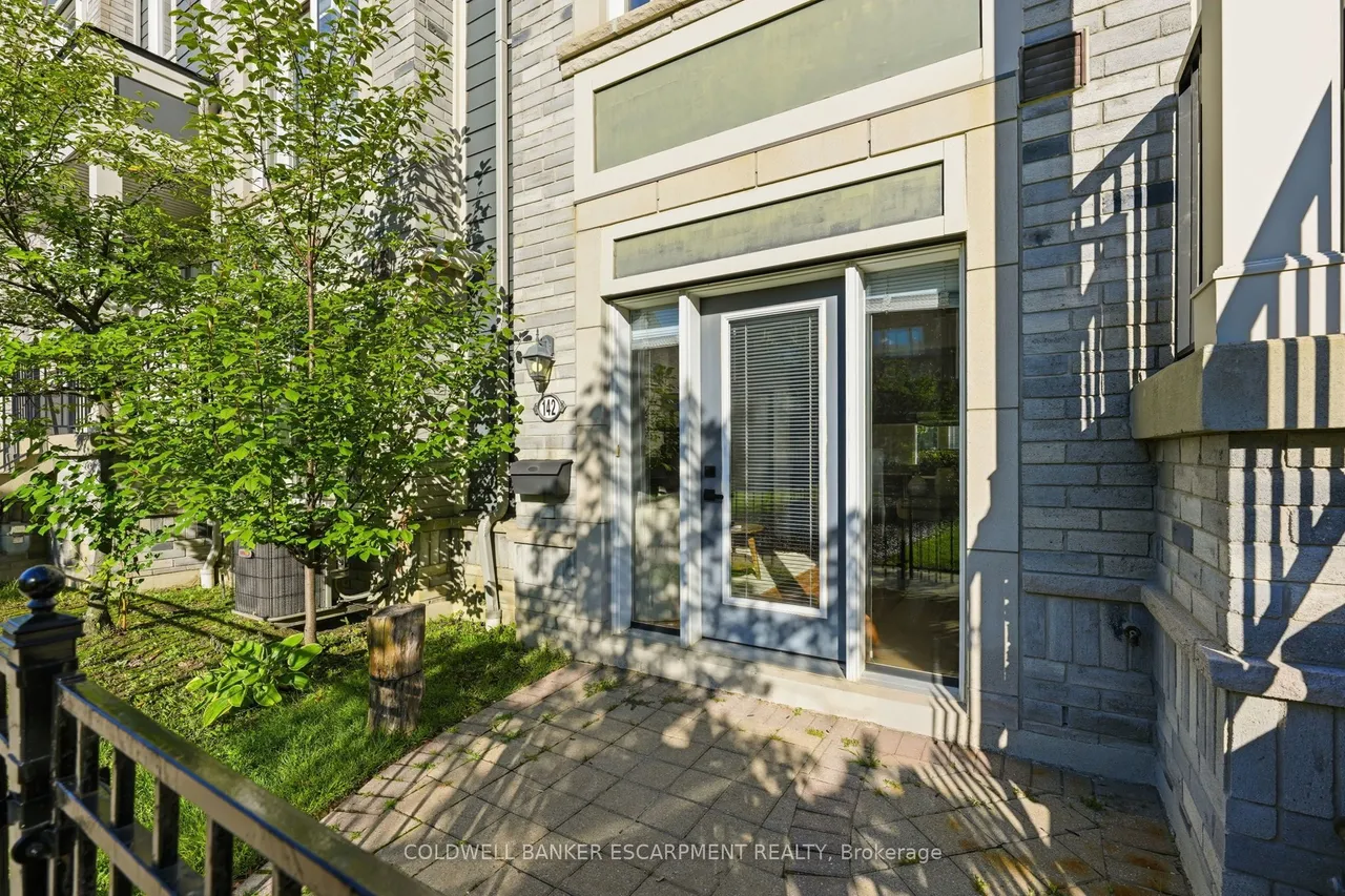 3050 Erin Centre Boulevard — photo 2