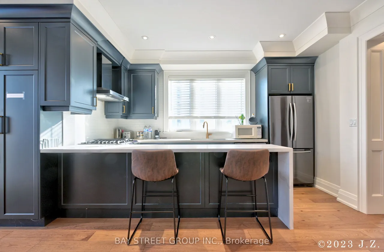 60 Emmett Avenue — photo 3