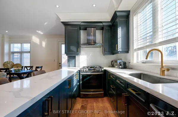 60 Emmett Avenue — photo 2