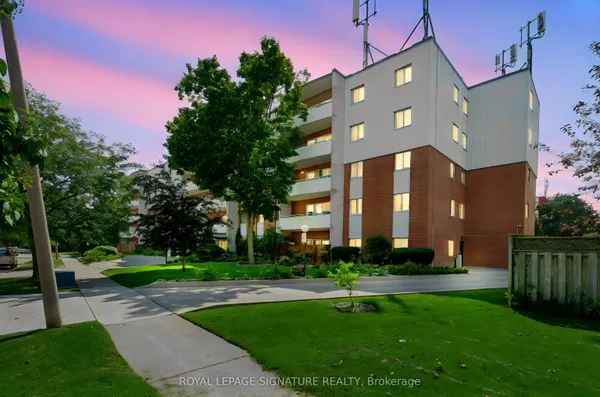 2485 Woking Crescent