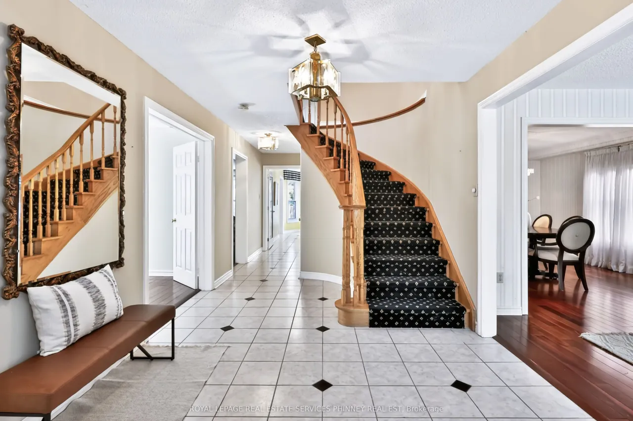 6036 St. Ives Way — photo 3