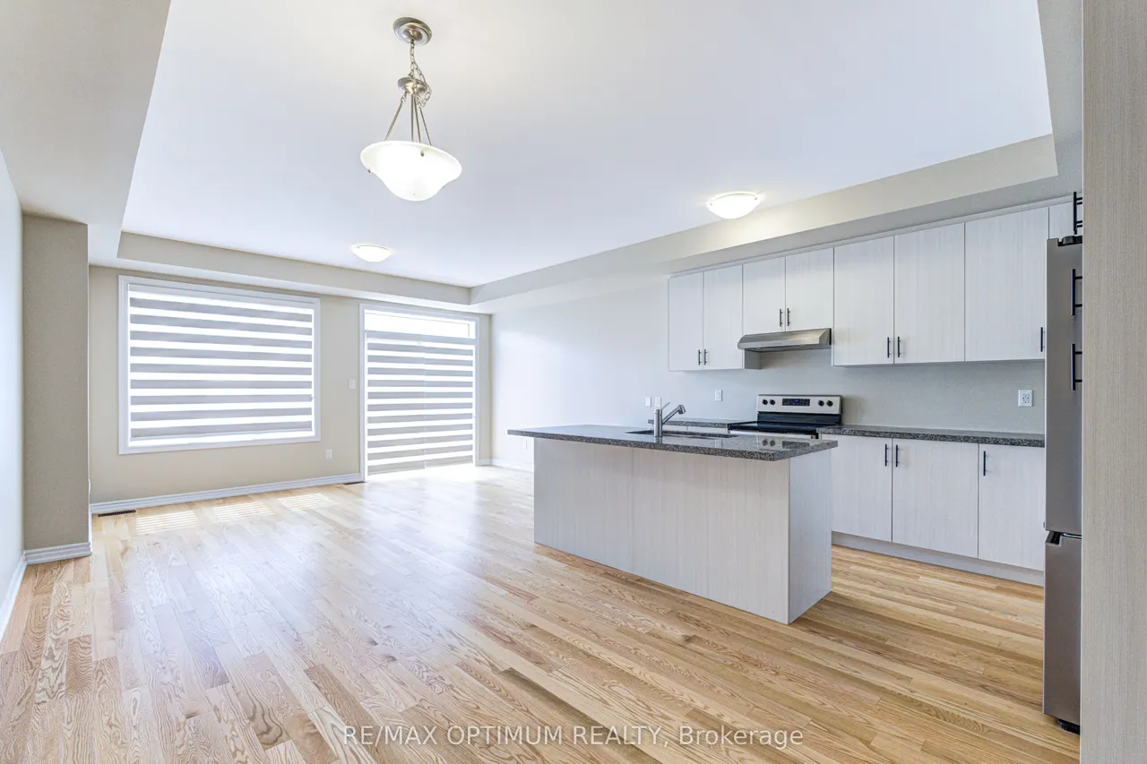 1420 Oakmont Common — photo 2