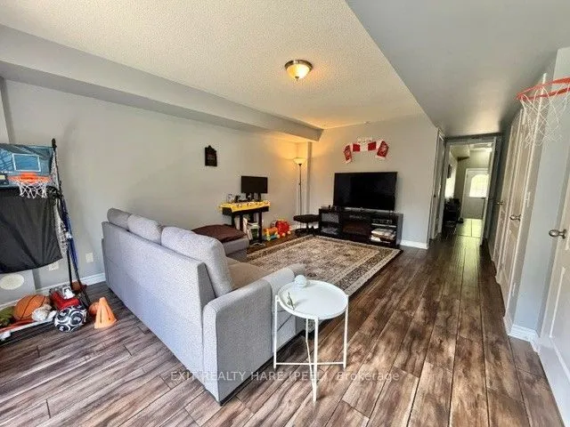 27 Bergamont Road — photo 3