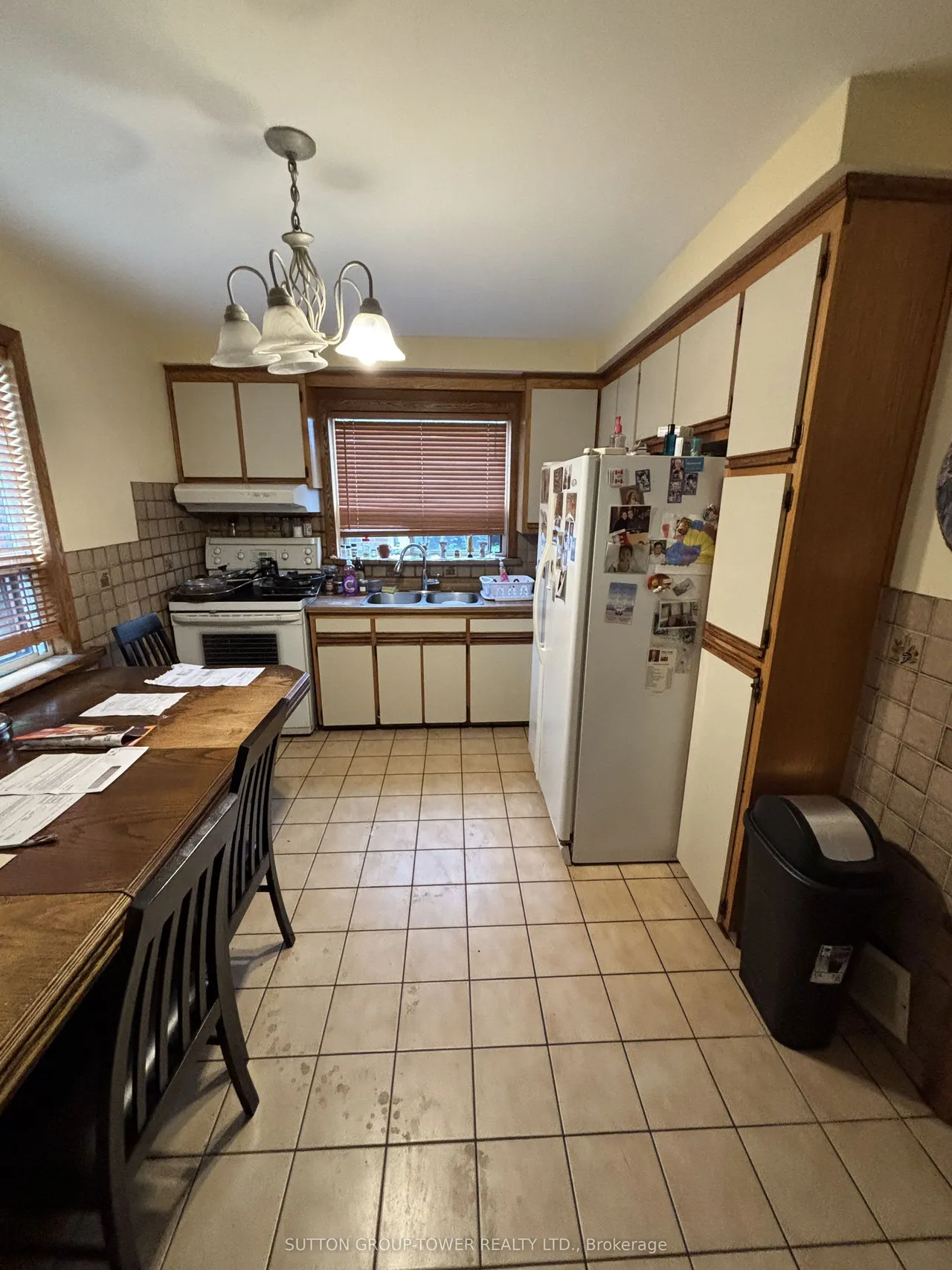 200 Locksley Avenue — photo 8