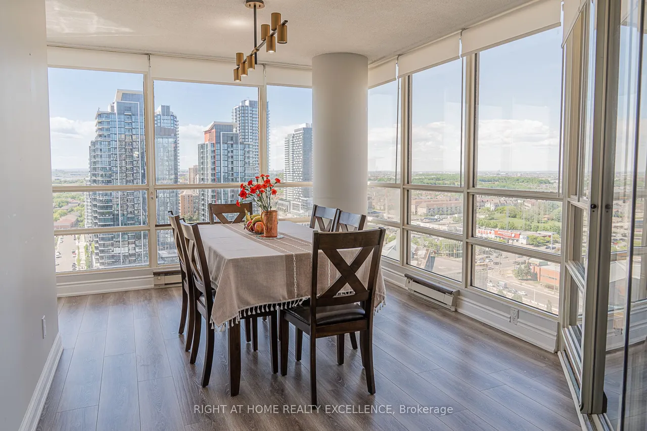 45 Kingsbridge Garden Circle — photo 15