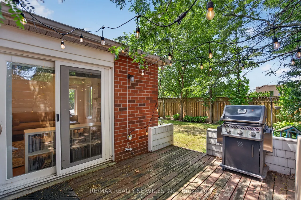 2153 Oak Bliss Crescent — photo 49