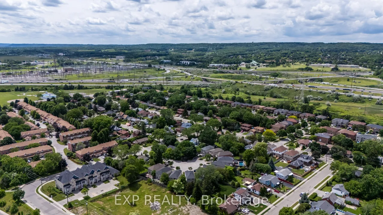 1319 Bonnie Court — photo 48