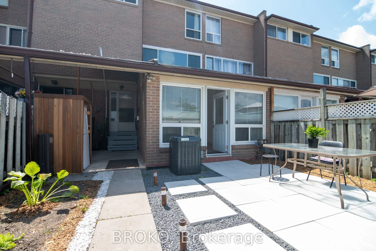 262 John Garland Boulevard, Unit 188 — photo 3