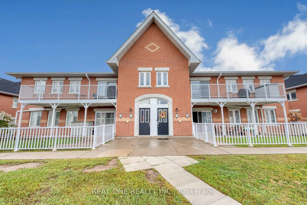 1701 Lampman Avenue — photo 3