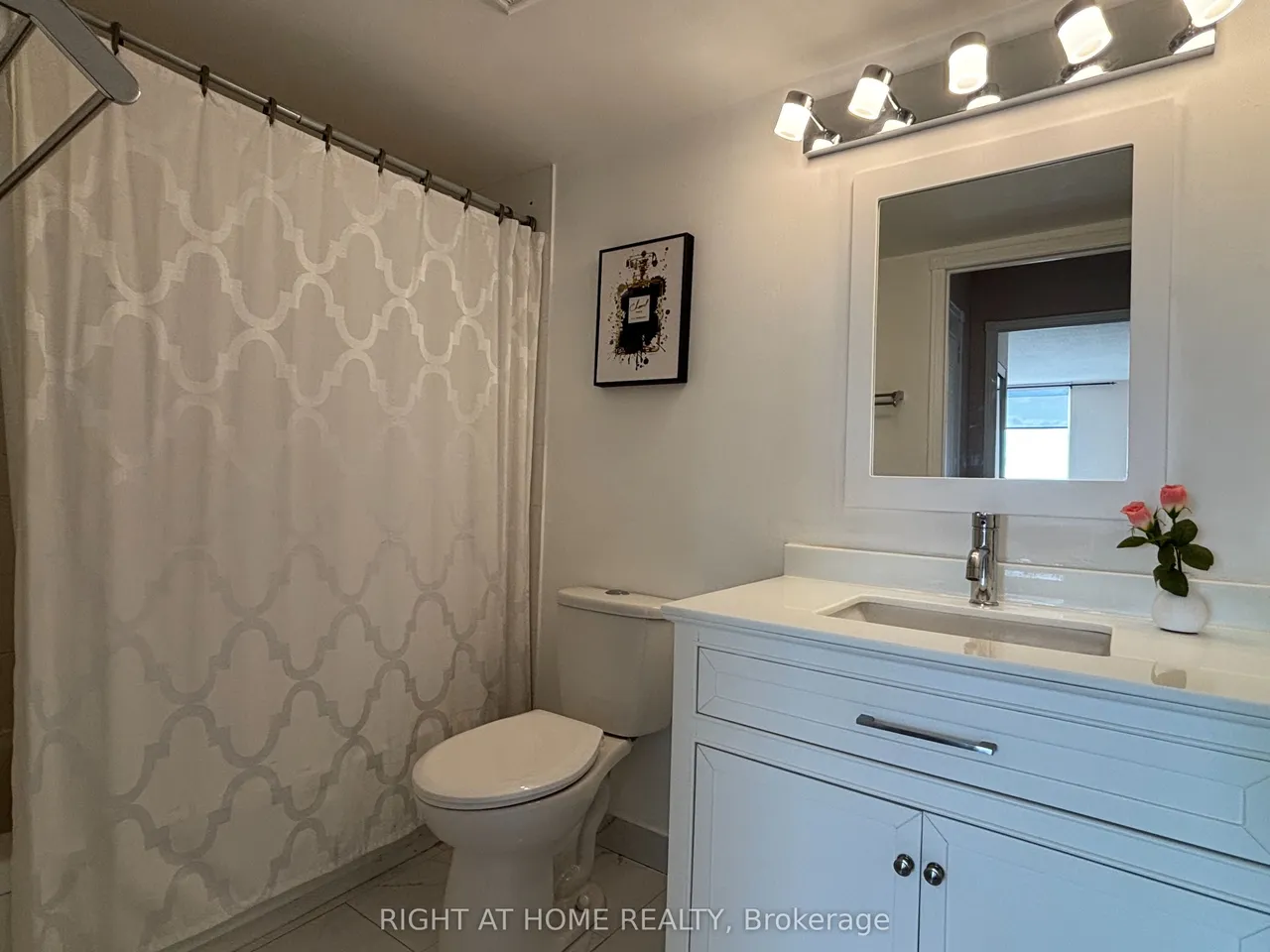 135 N Hillcrest Avenue S — photo 12