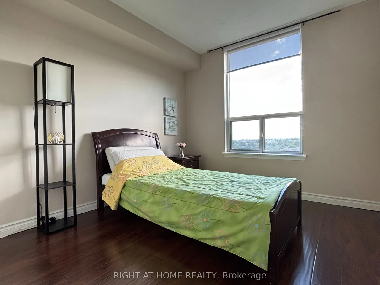 135 N Hillcrest Avenue S — photo 11