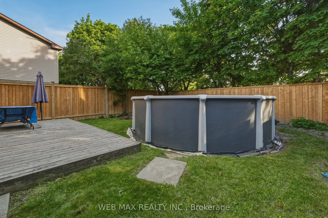 58 Cassander Crescent — photo 32
