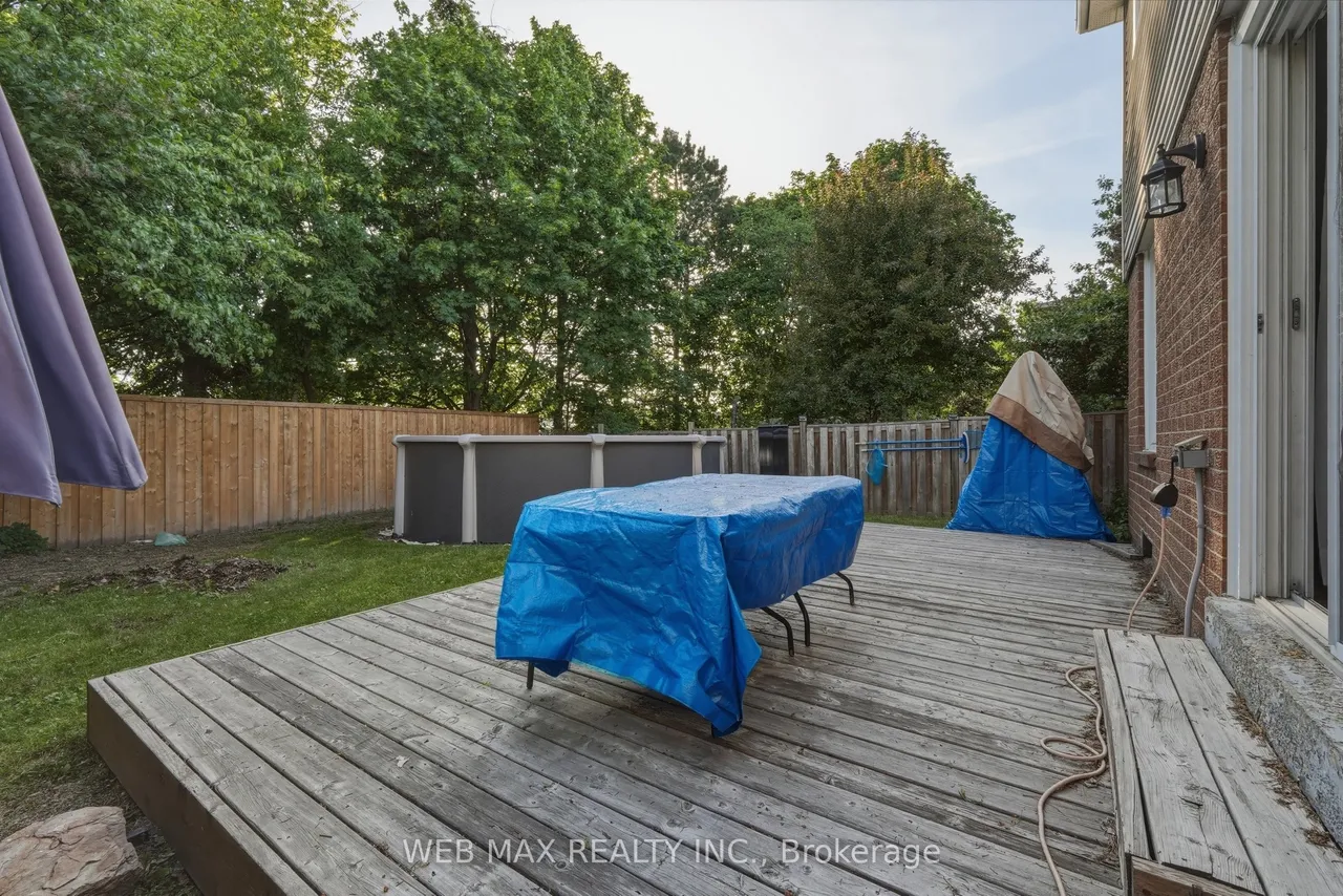 58 Cassander Crescent — photo 31