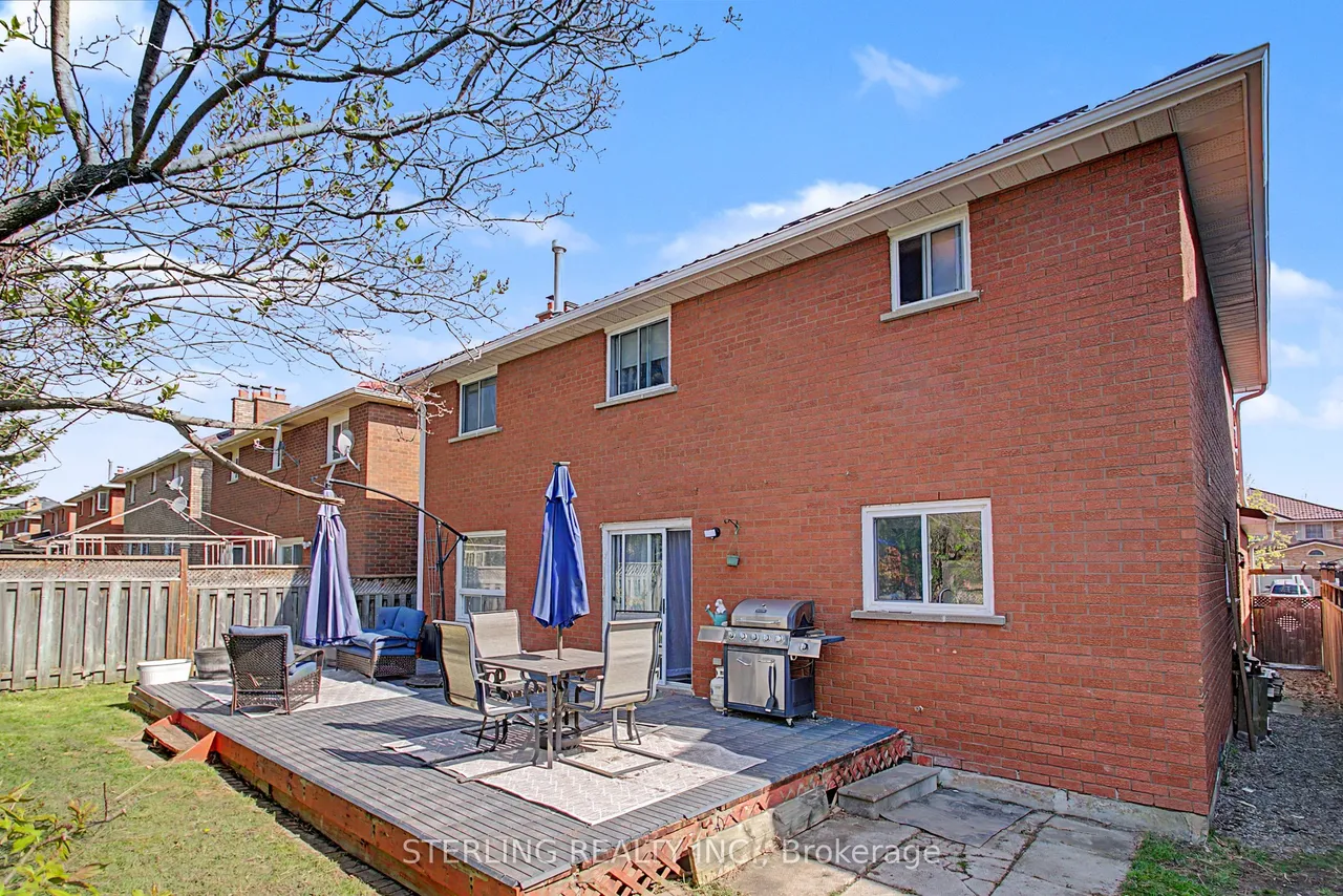 72 Sunforest Drive — photo 36