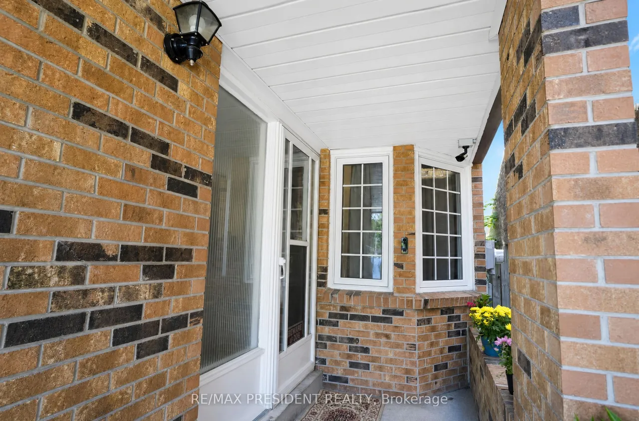 29 Norbrook Crescent — photo 3