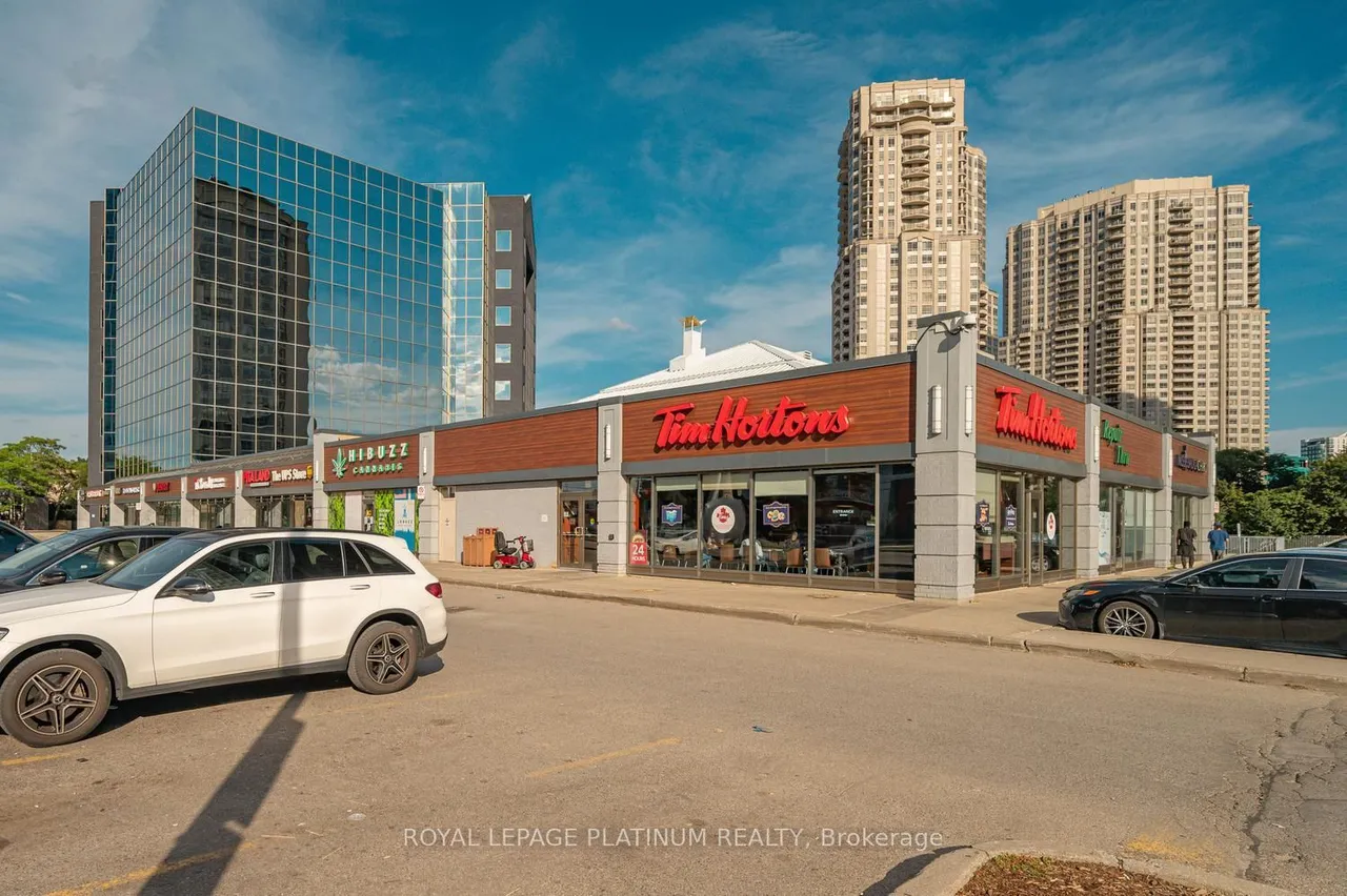 50 Eglinton Avenue W — photo 34