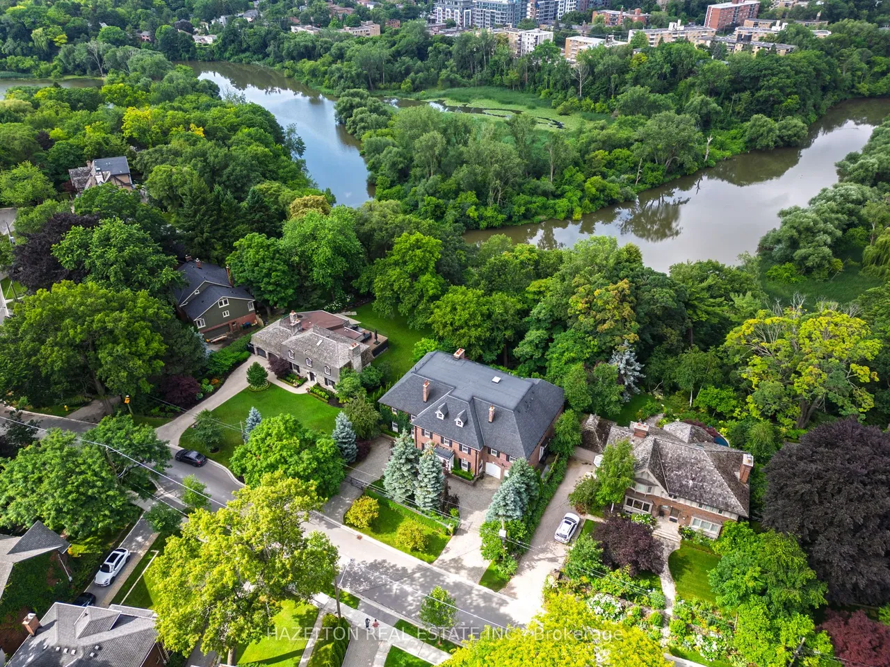 246 Riverside Drive — photo 49