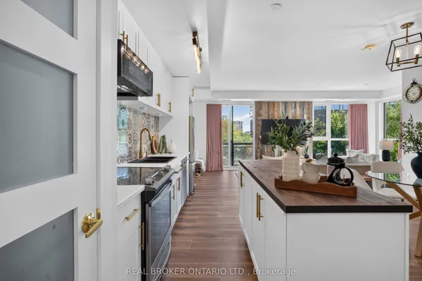 168 Sabina Drive — photo 2