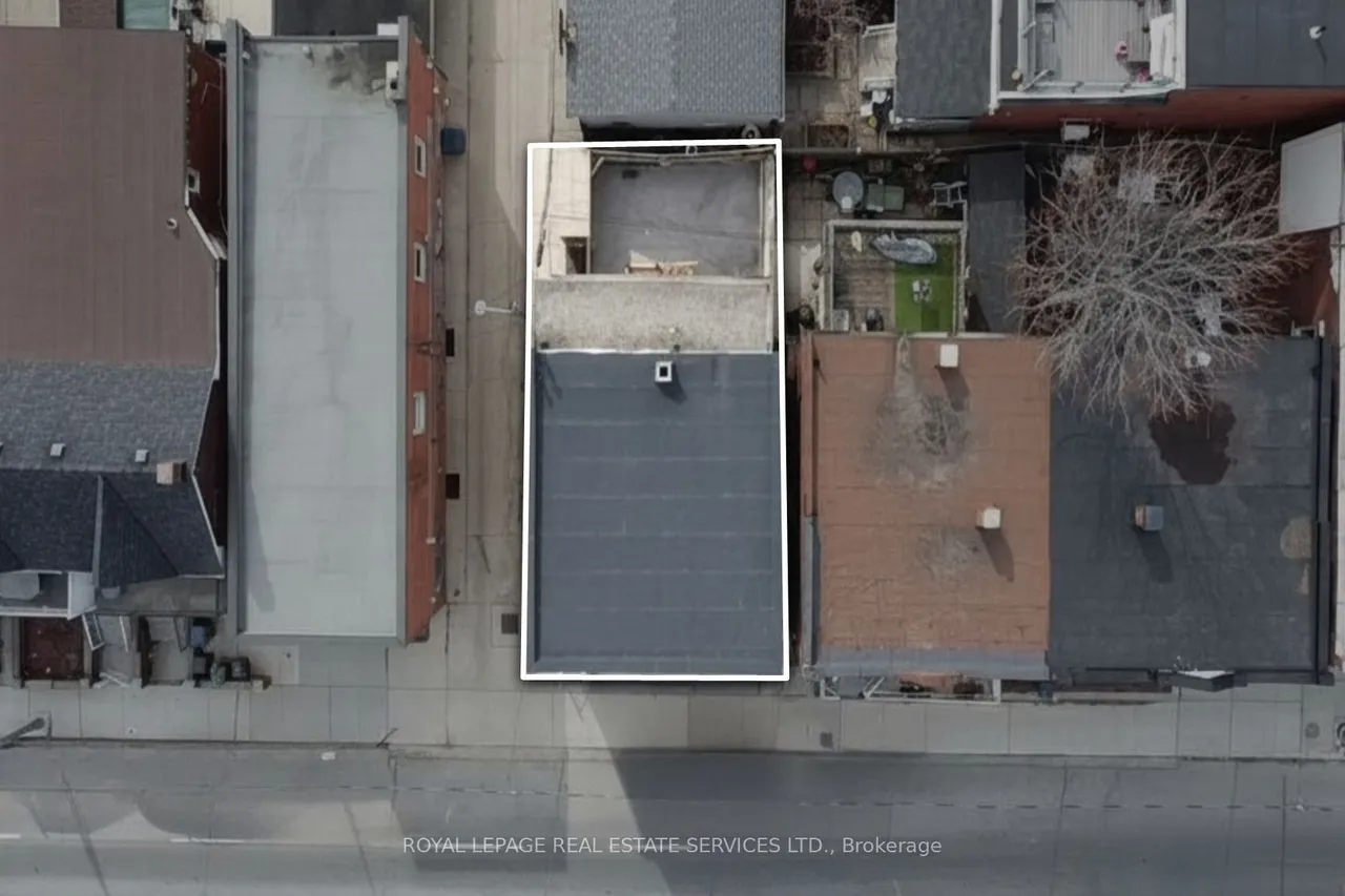 740 Lansdowne Avenue — photo 23