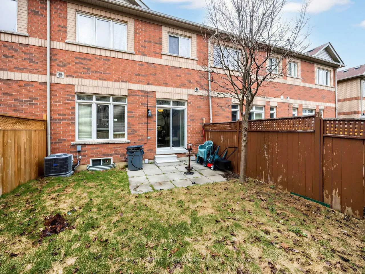 5298 Roadside Way E — photo 34