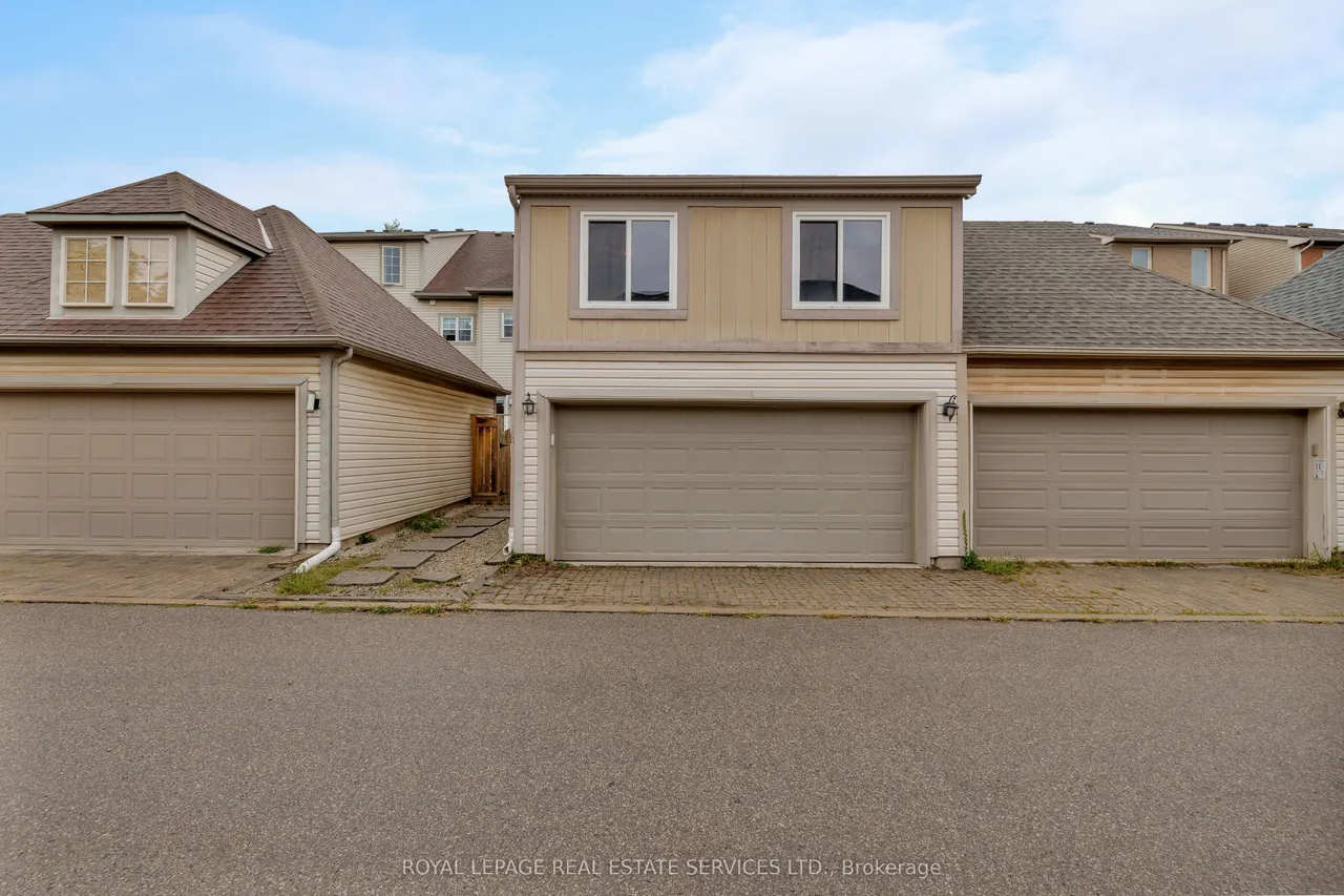 184 Gatwick Drive — photo 36