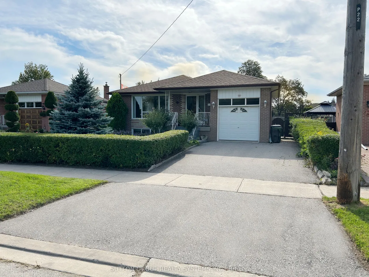 20 Taysham Crescent — photo 3