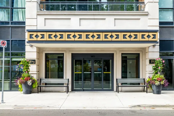 2025 Maria Street — photo 2