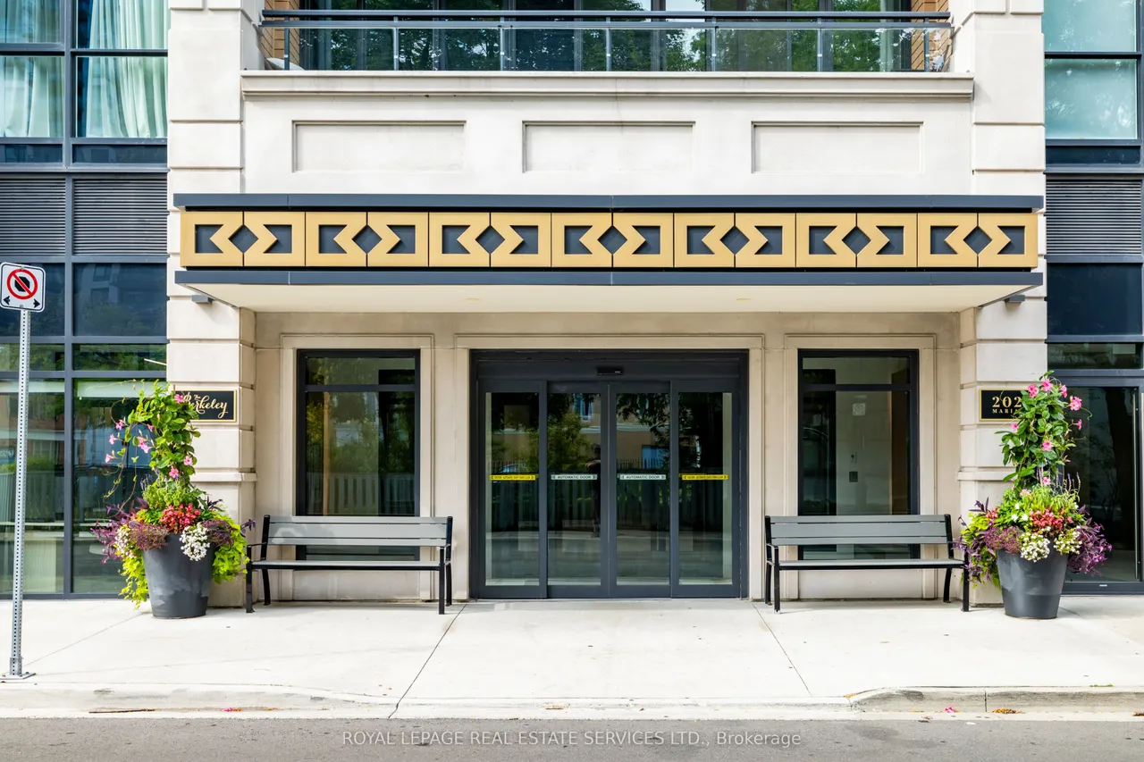 2025 Maria Street — photo 2