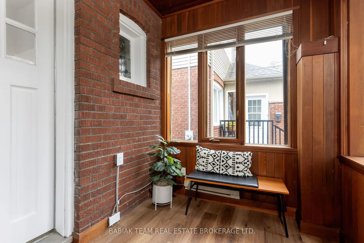 1 Rambert Crescent — photo 3