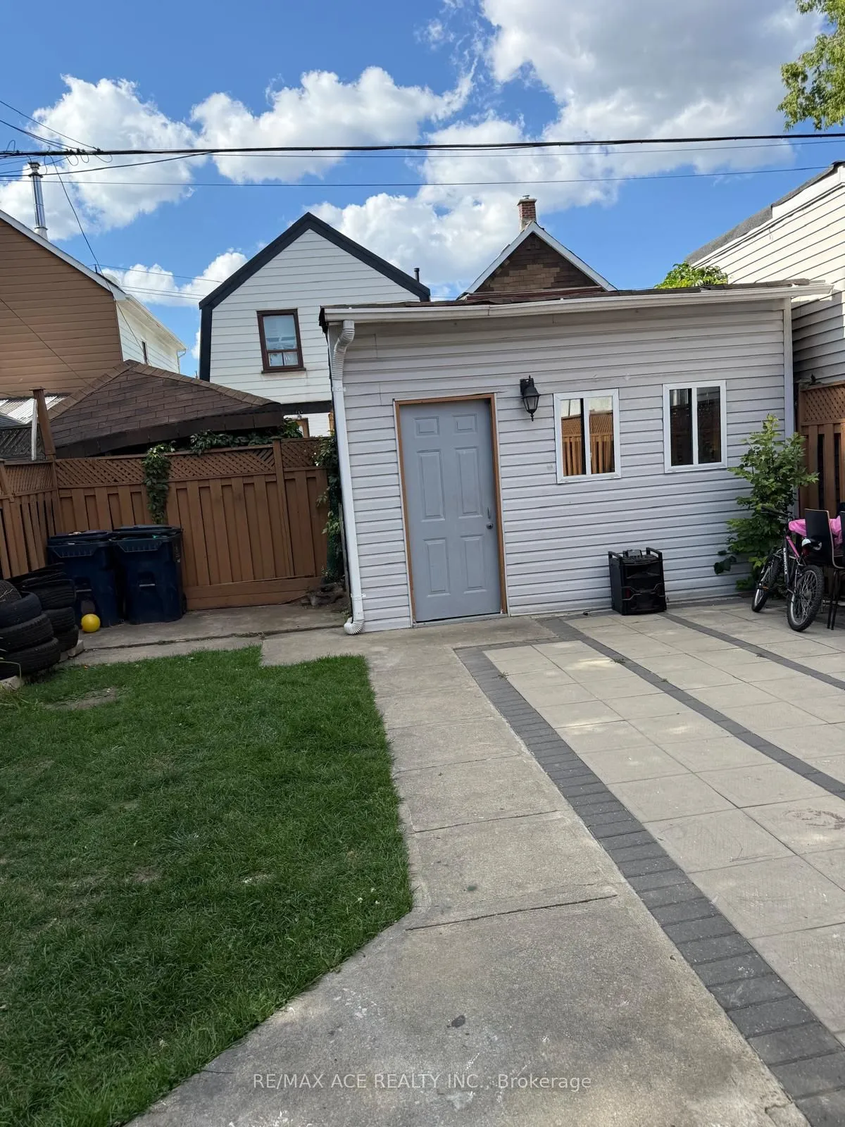 12 Mahoney Avenue — photo 21