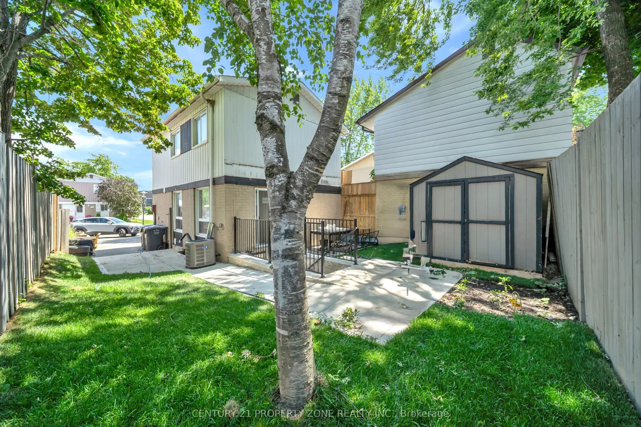 19 Horseshoe Court — photo 44