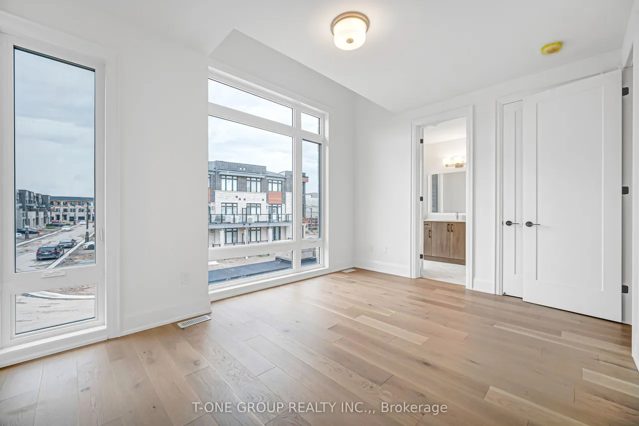 80 Jack Bowerbank Boulevard — photo 49
