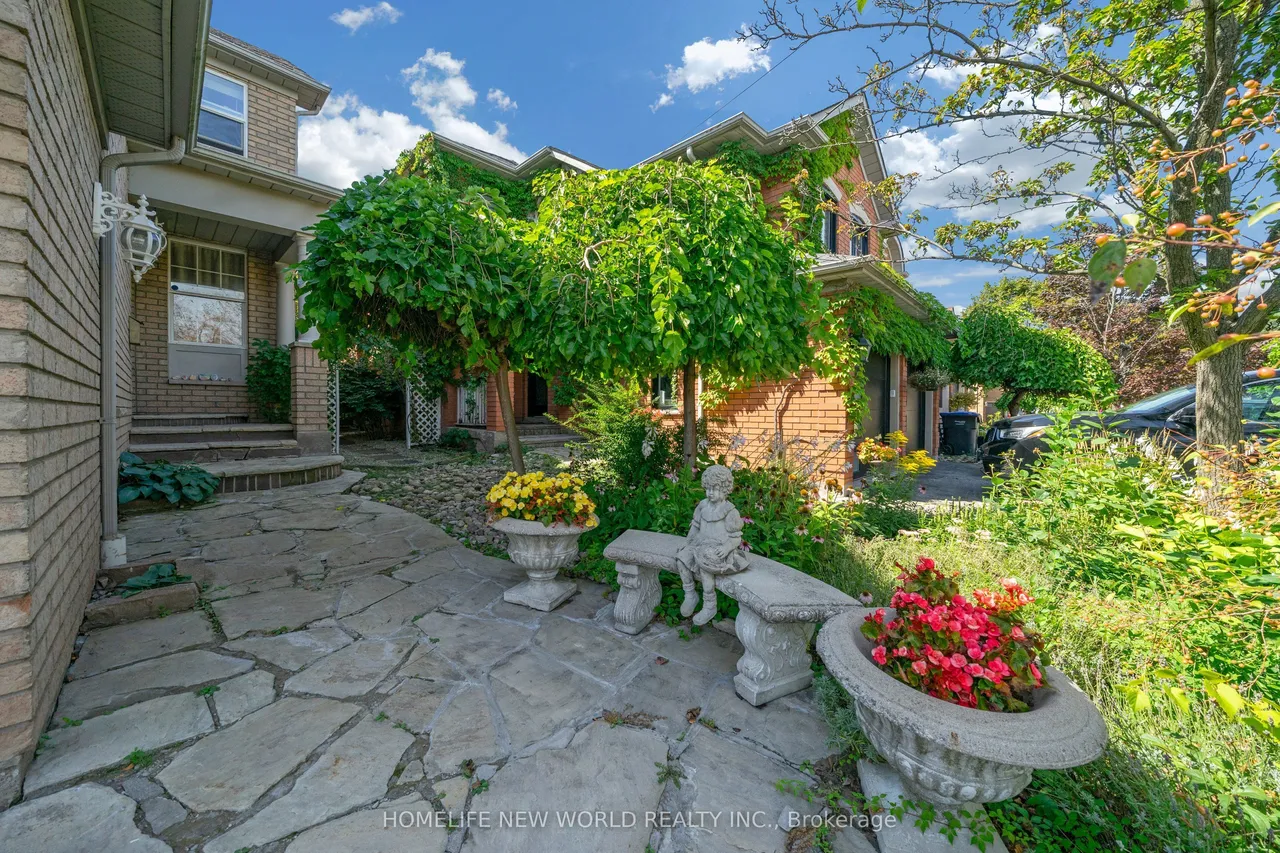 2326 Yorktown Circle — photo 3