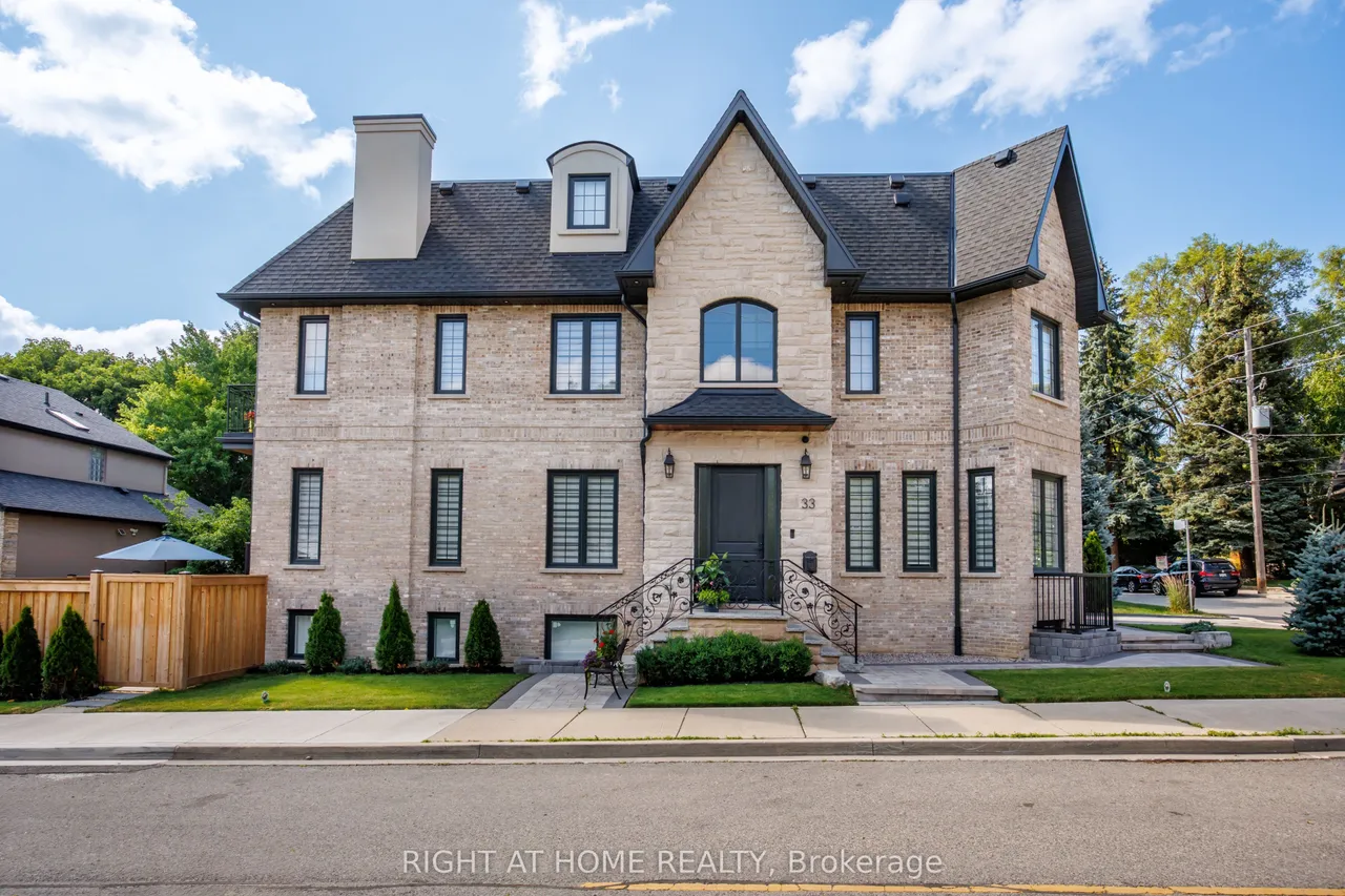 33 Thorndale Avenue