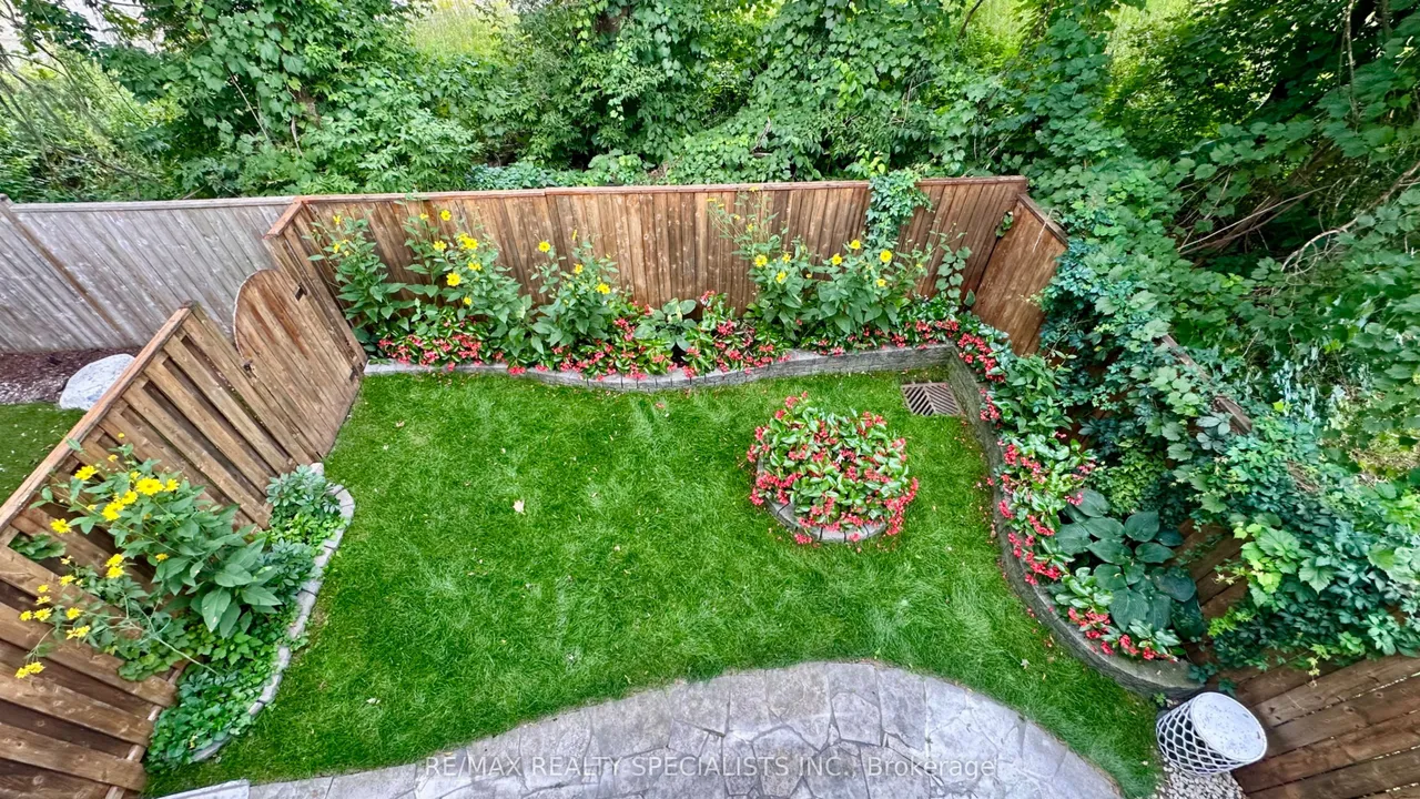 3071 Treadwells Drive — photo 38