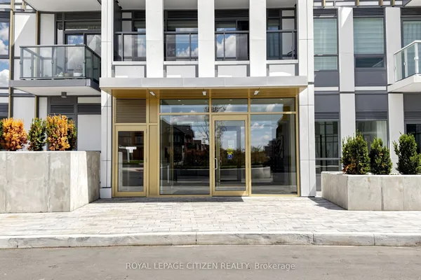 1005 DUNDAS Street E — photo 2