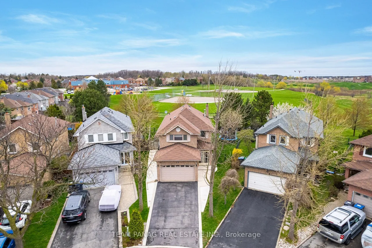 8 Drayglass Court