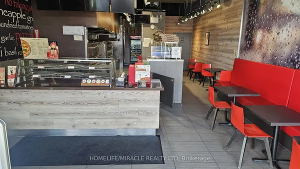 1476 Dundas Street E — photo 2