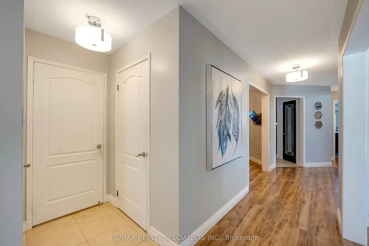 7 Banington Crescent — photo 3