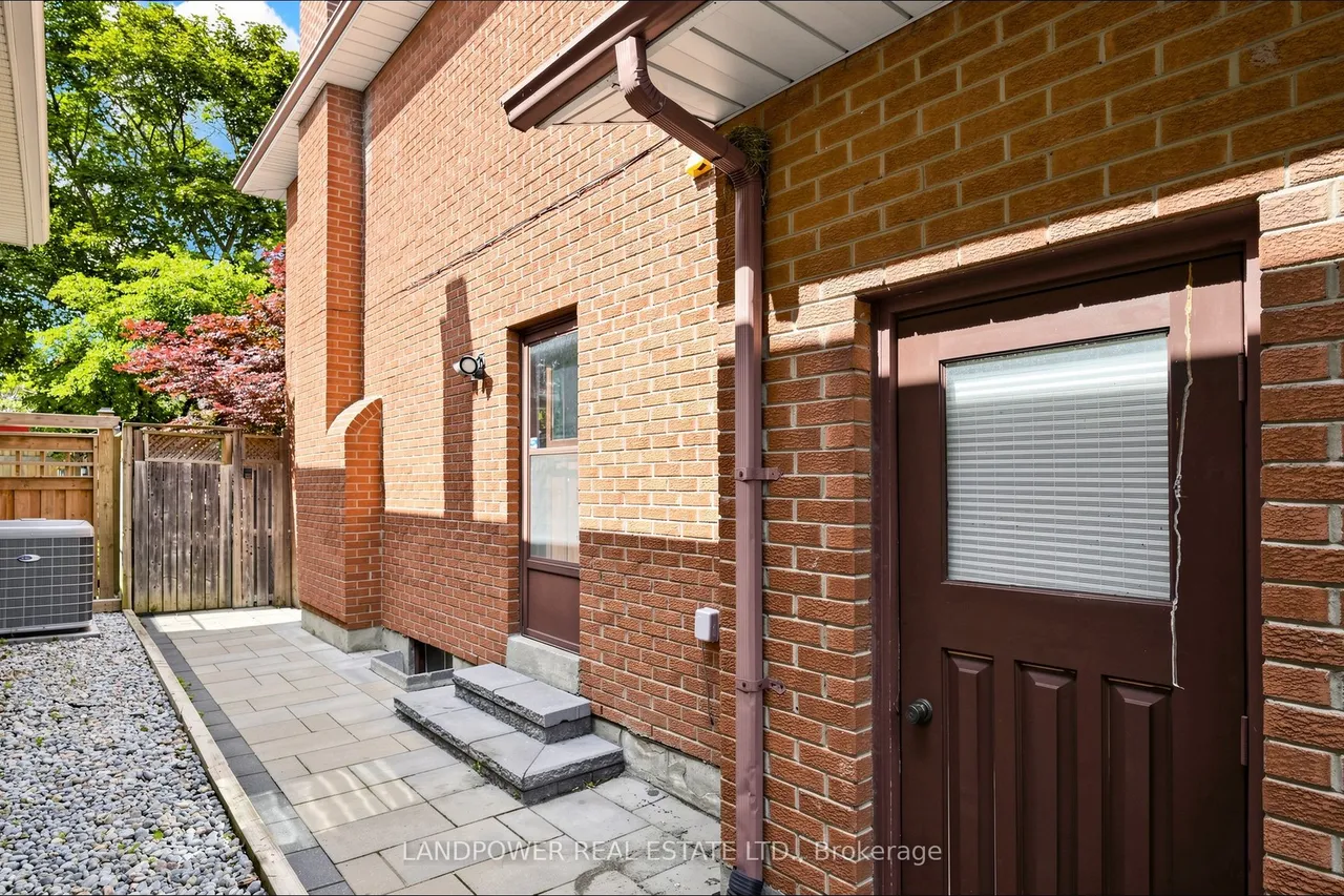 317 Paisley Boulevard W — photo 50