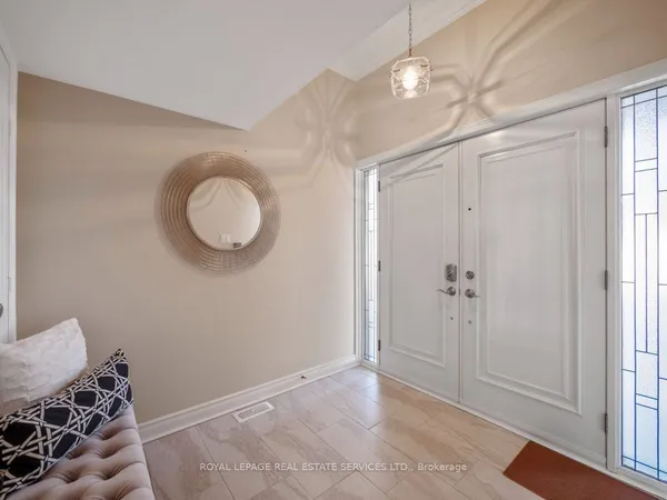 1494 Islington Avenue — photo 2
