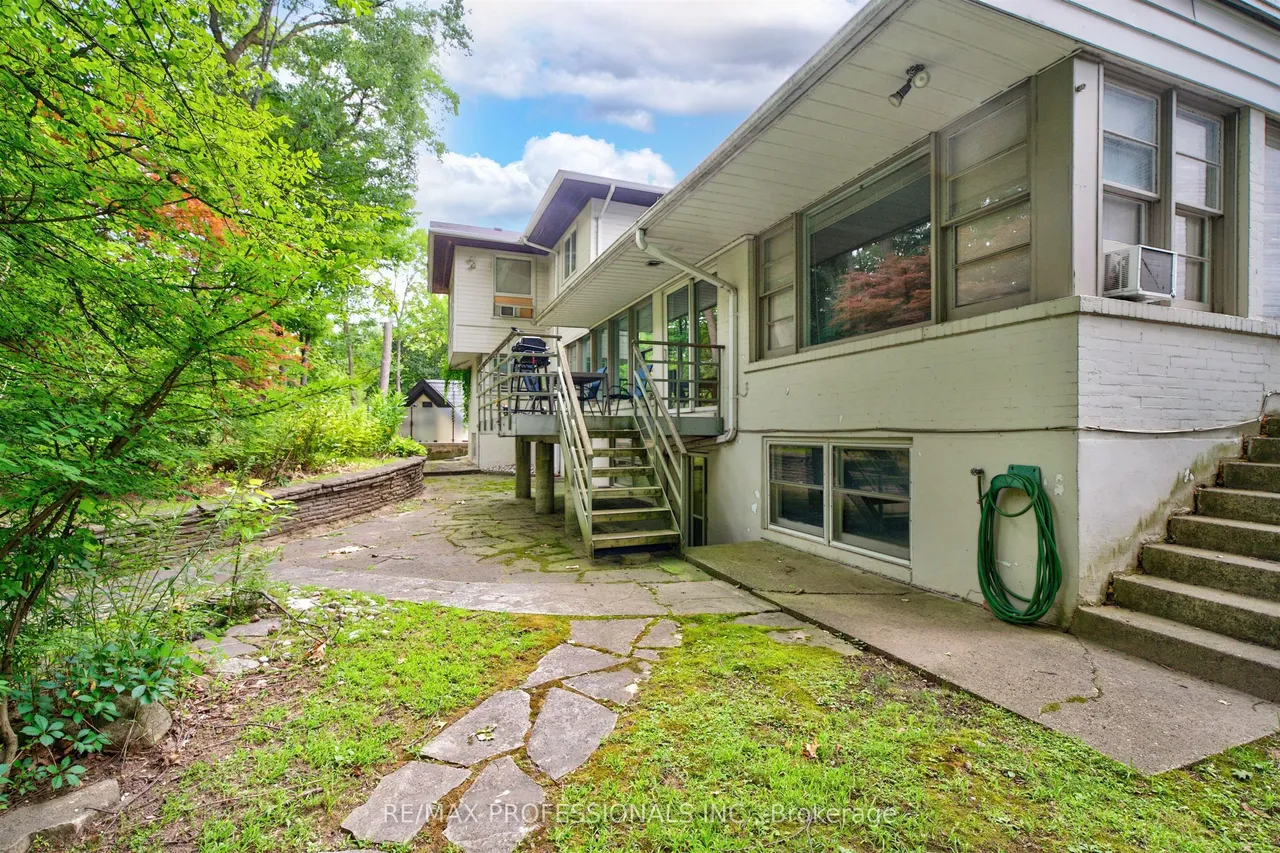 89 Valecrest Drive — photo 32