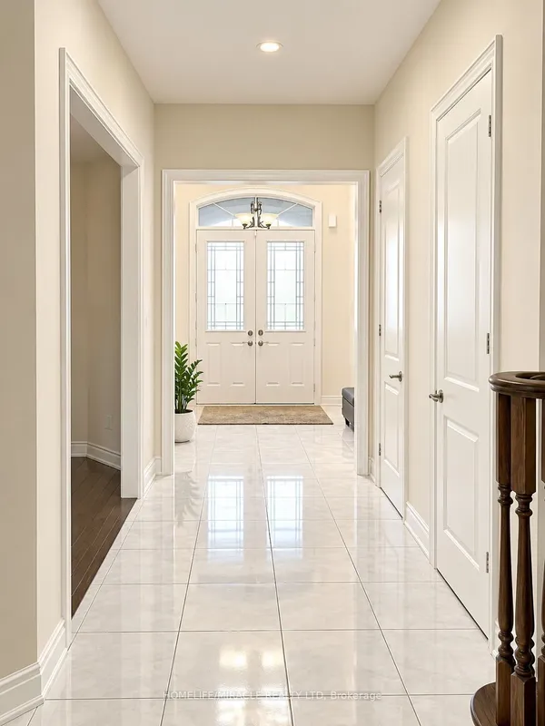 11 Hertonia Street — photo 2