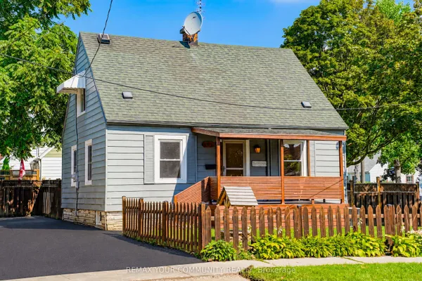 102 Hearst Circle