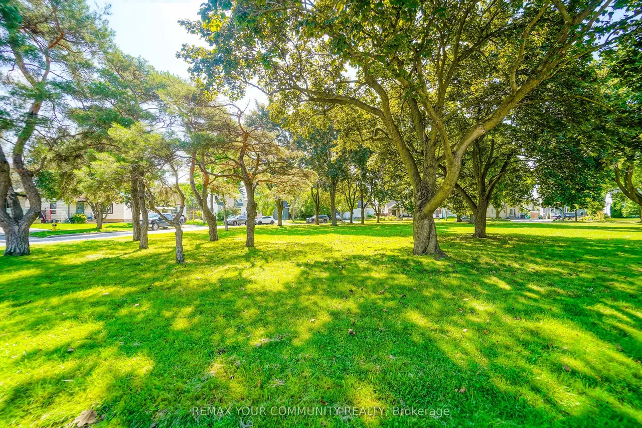 102 Hearst Circle — photo 30
