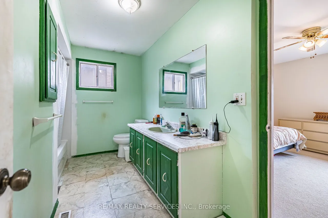 42 Linkdale Road — photo 28