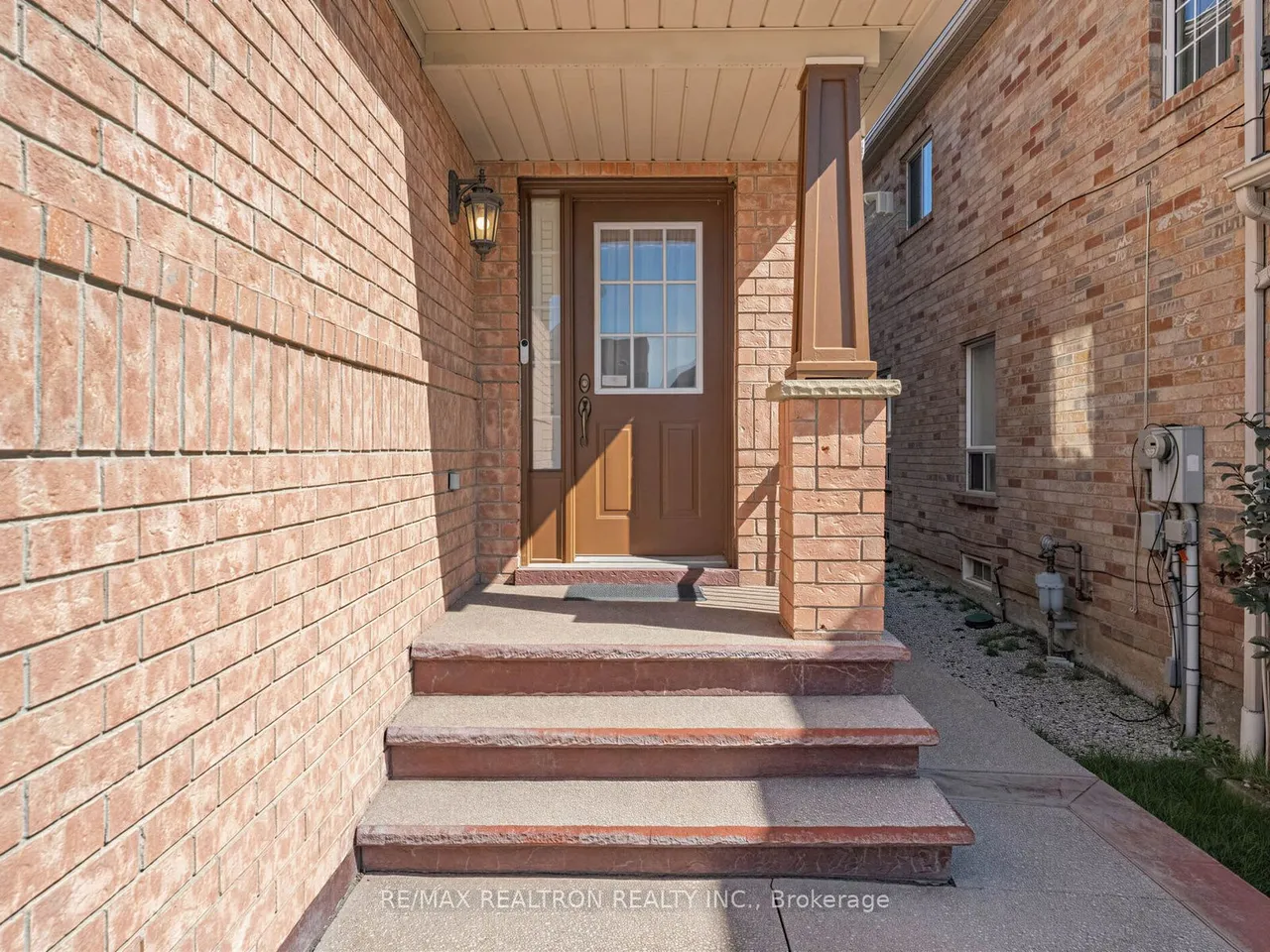 4841 Apple Blossom Circle — photo 3