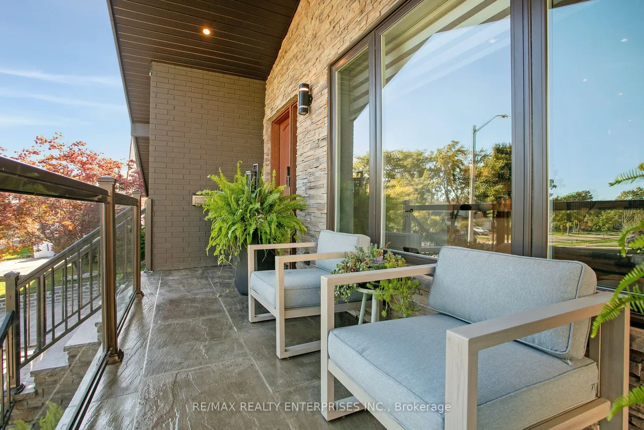 2683 Kingsberry Crescent — photo 3