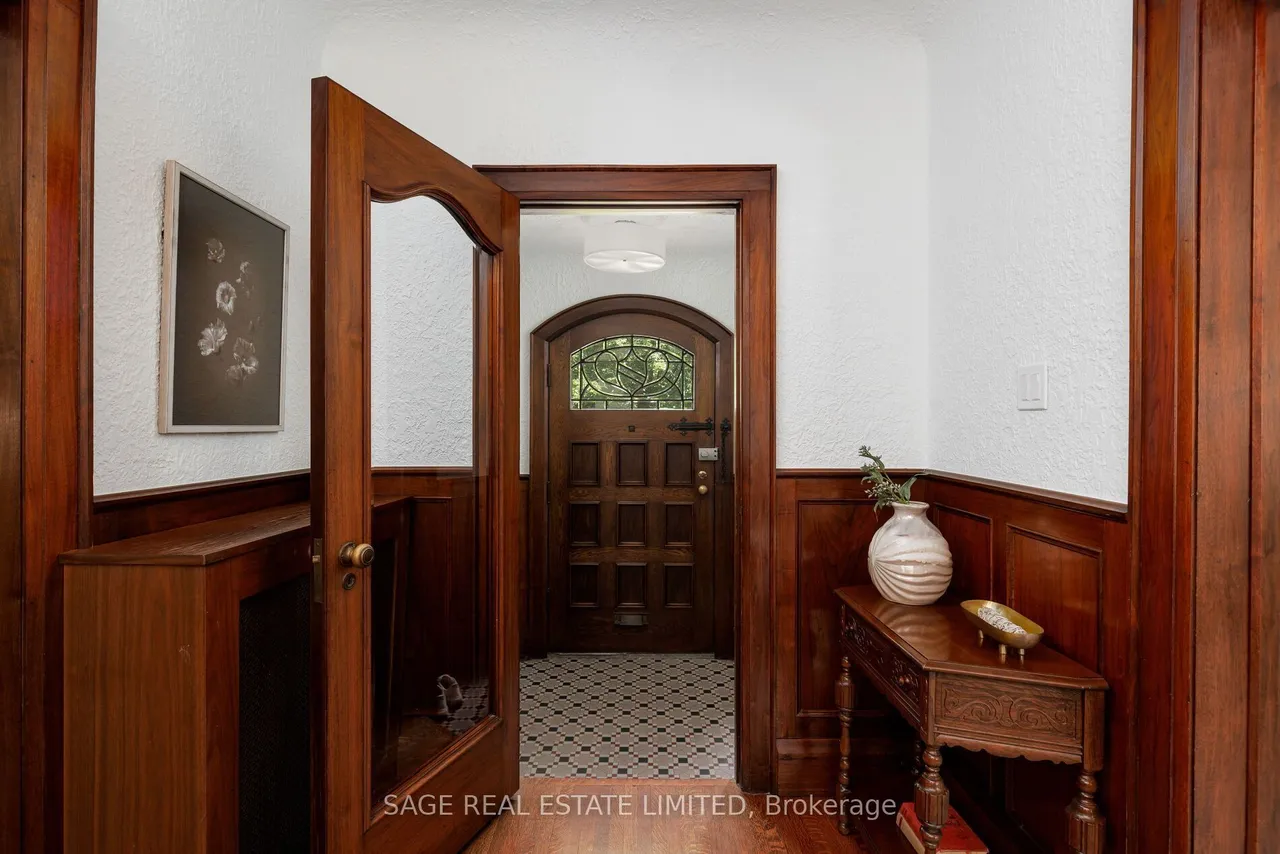 78 The Kingsway — photo 3