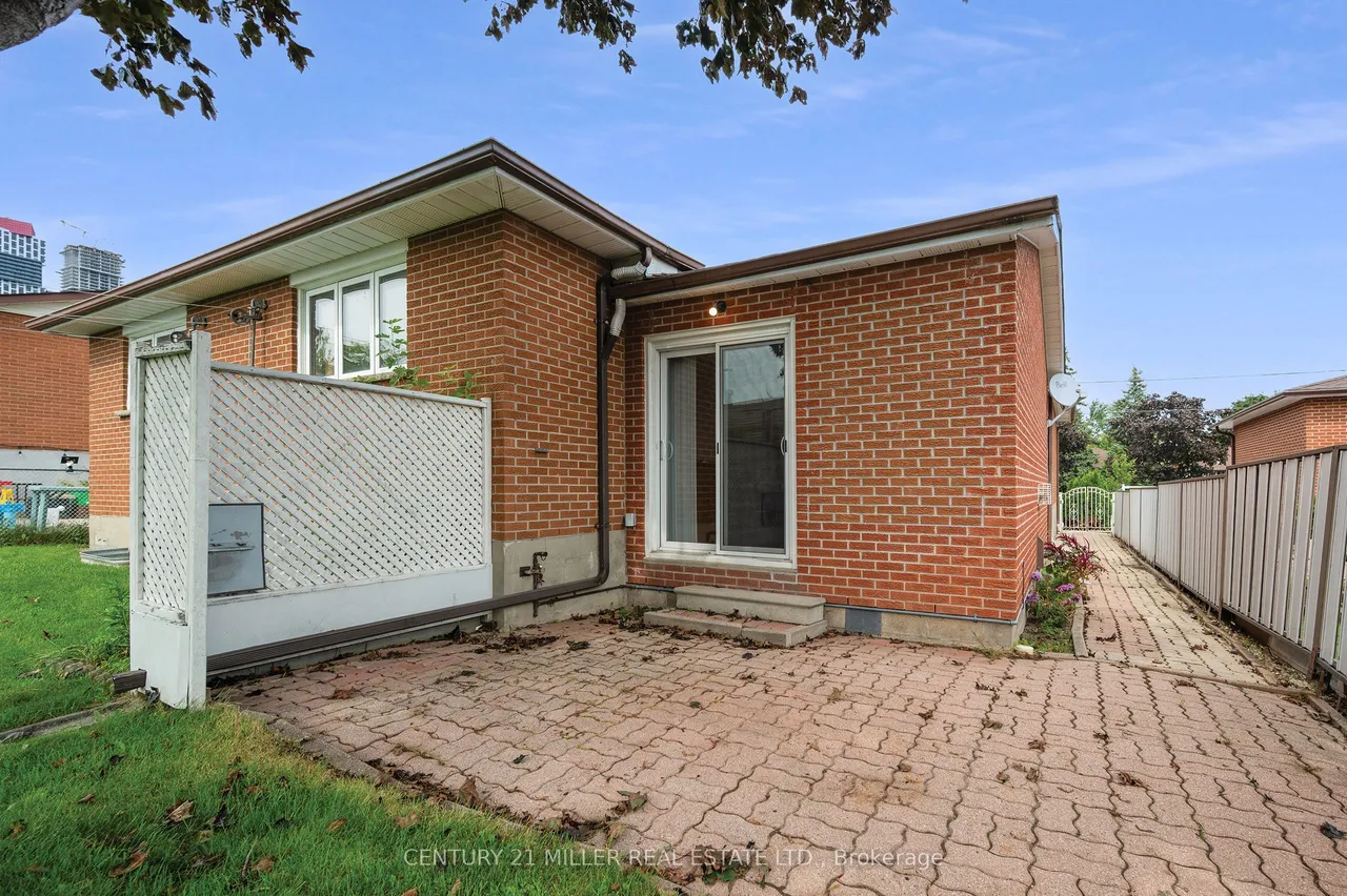3478 Palgrave Road — photo 29
